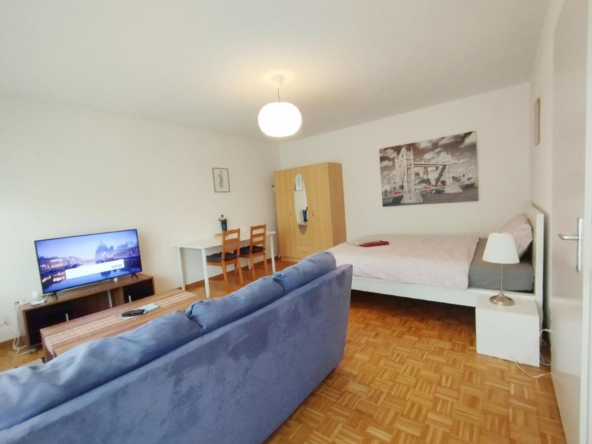 Studio, 4-7 Mins To Bern Main Station By Train Appartement Buitenkant foto